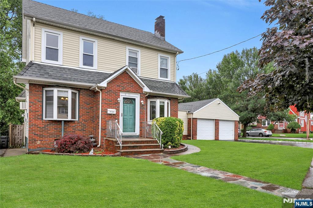 8-11 Campbell Road