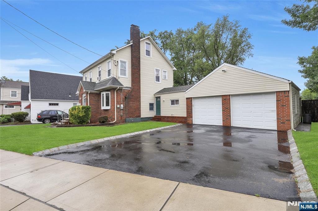 8-11 Campbell Road