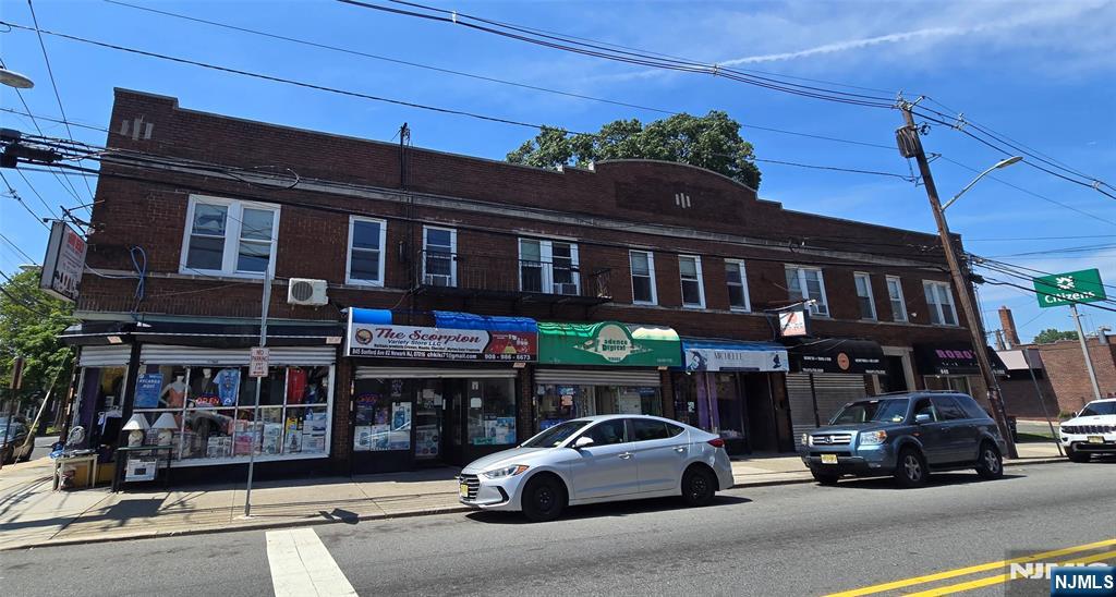839-845 Sanford Avenue