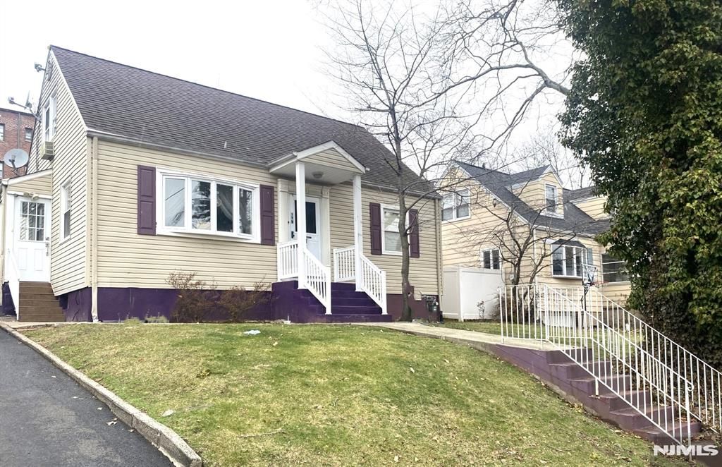 Photo of 179 Prospect Street, Hasbrouck Heights, NJ 07604 (MLS # 26005704)