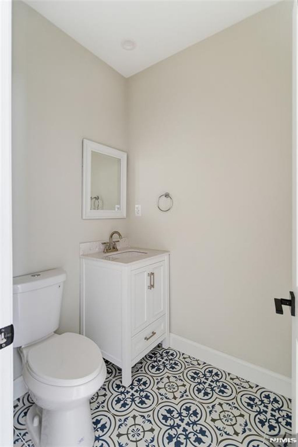 Photo of 374 Valley Road, River Edge, NJ 07661 (MLS # 25043079)