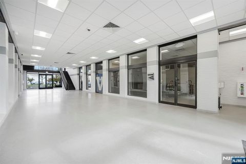 Photo of 1 Lethbridge Plaza #20, Mahwah, NJ 07430 (MLS # 26007471)