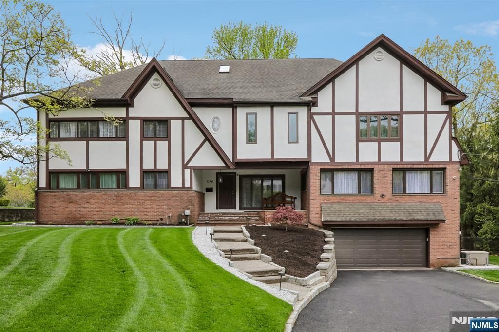 Photo of 536 Illingworth Avenue, Englewood, NJ 07631 (MLS # 26015898)
