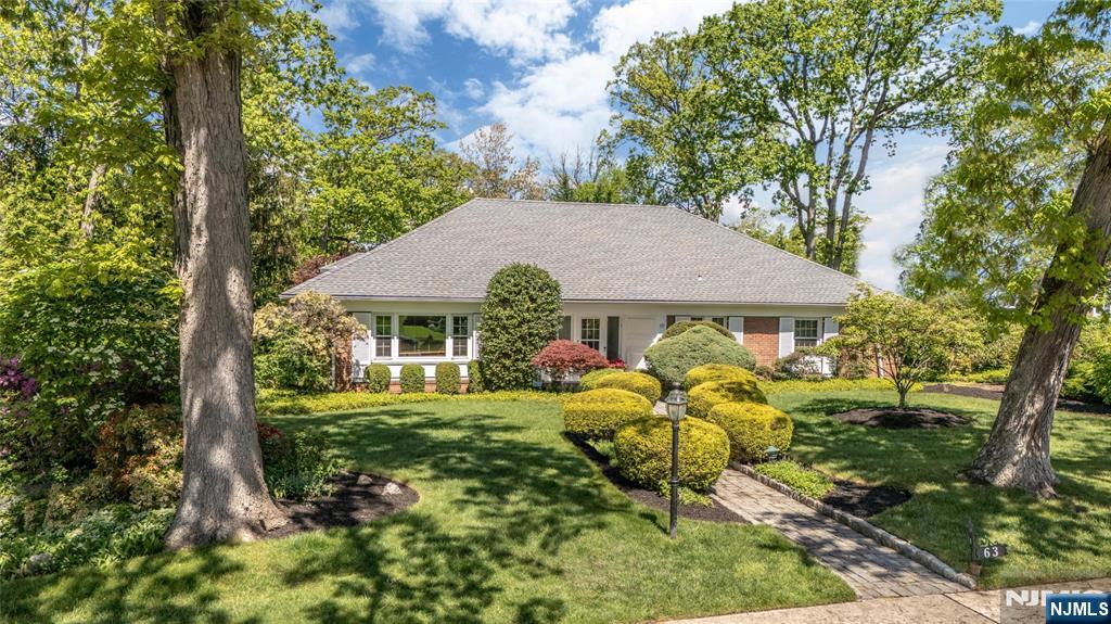 Property for Sale at 63 Duffield Drive, South Orange Village, New Jersey - Bedrooms: 4 
Bathrooms: 4 
Rooms: 12  - $1,195,000