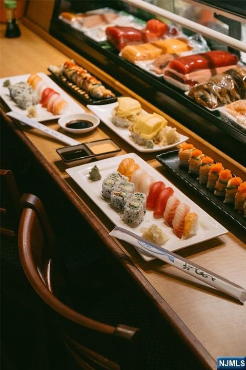 Photo of 856 Franklin Avenue, Franklin Lakes, NJ 07417 (MLS # 25037490) Photo of 856 Franklin Avenue, Franklin Lakes, NJ 07417 (MLS # 25037490)