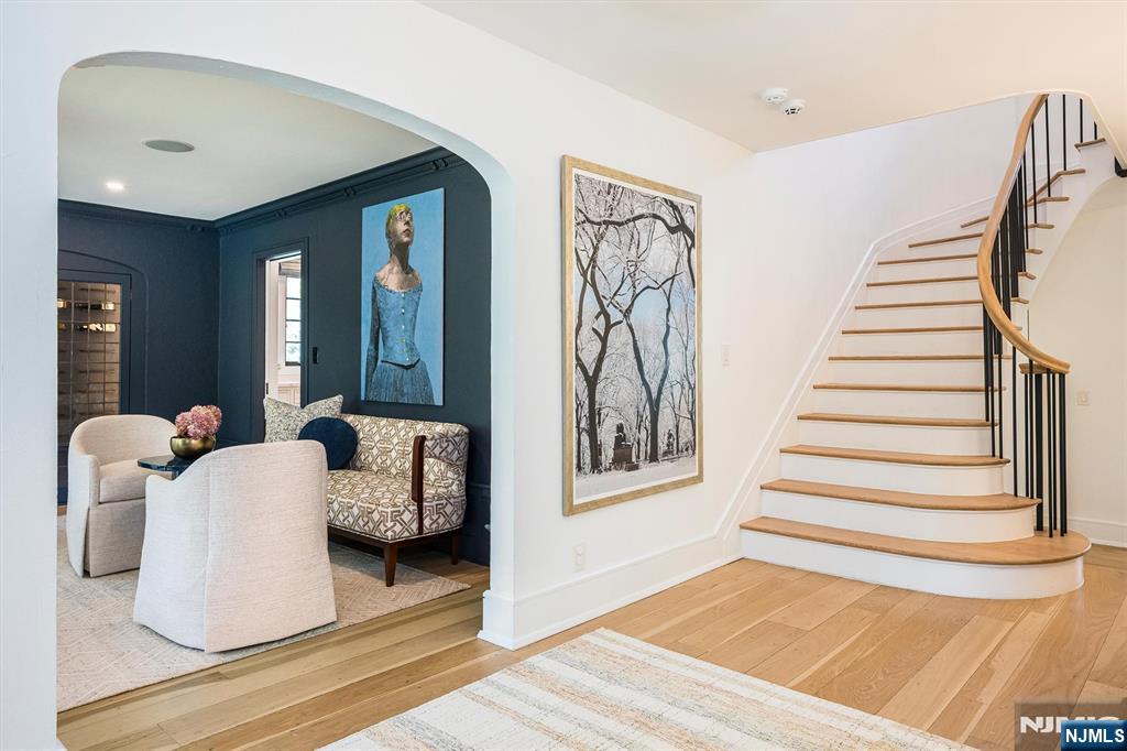 495 Ridgewood Avenue