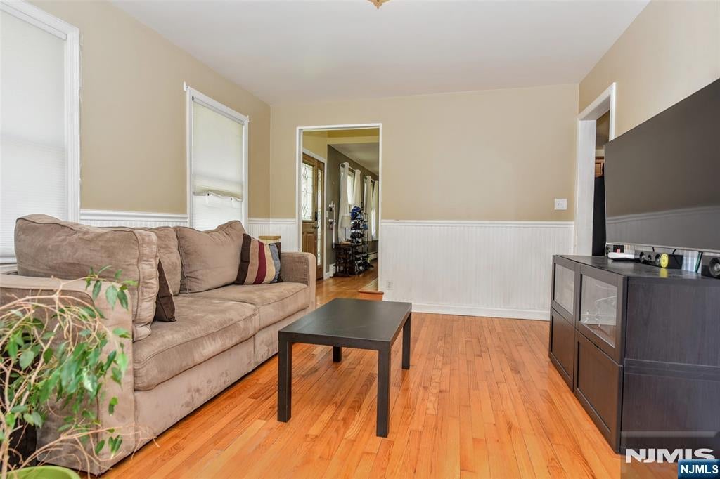 Homes for Sale in Northern NJ | ThisIsRiverEdge.com 107 2nd Street