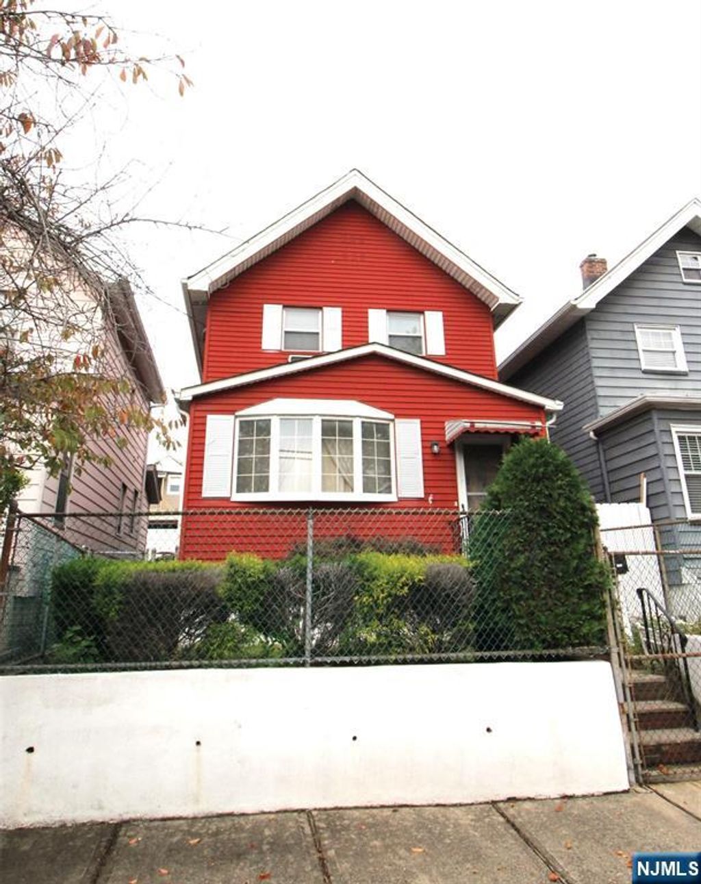 Photo of 425 Davis Avenue, Kearny, NJ 07032 (MLS # 25037487)