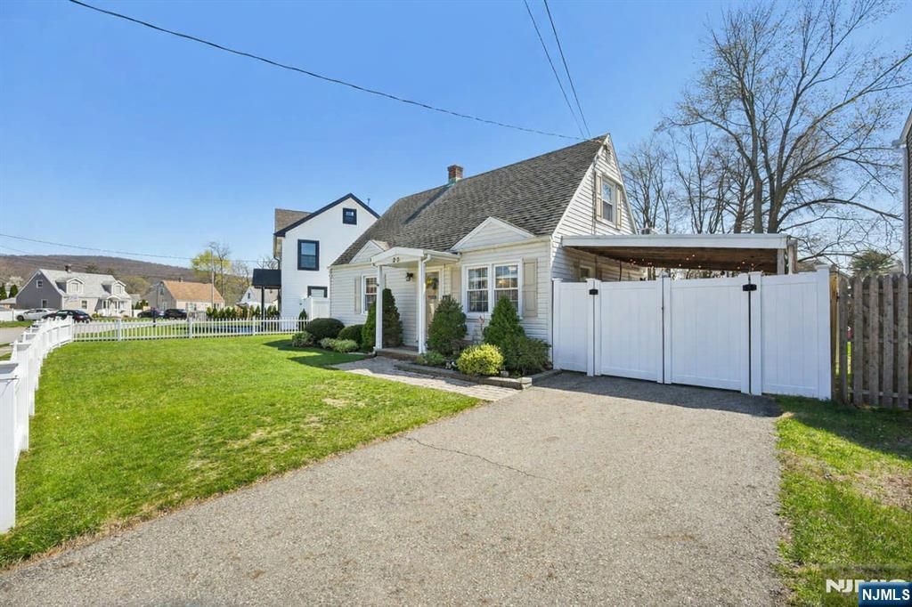 Photo of 23 Smith Avenue, Wanaque, NJ 07420 (MLS # 26012781)
