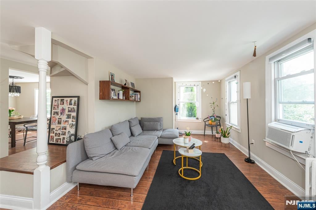 39 Midland Avenue 2
