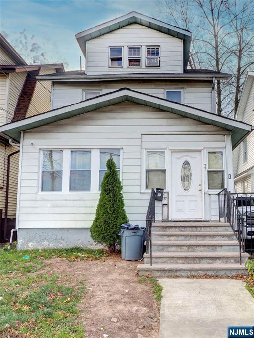 Photo of 77 Delmar Place, Irvington, NJ 07111 (MLS # 25041259)