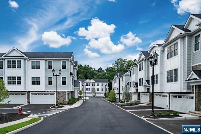 110 Mason Court 2G