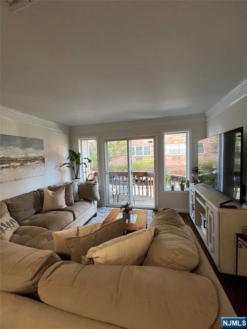 31 Fairmount Avenue 4A Hackensack NJ 07601