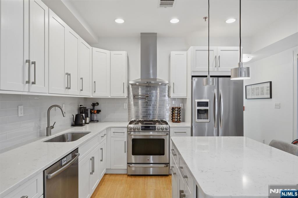 838 Park Avenue 2