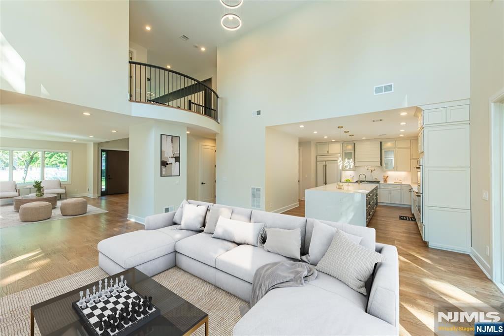 Homes for Sale in Northern NJ | ThisIsRiverEdge.com 778 Wynetta Place