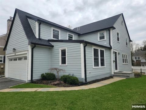 46 Elmwood Place Millburn NJ 07078