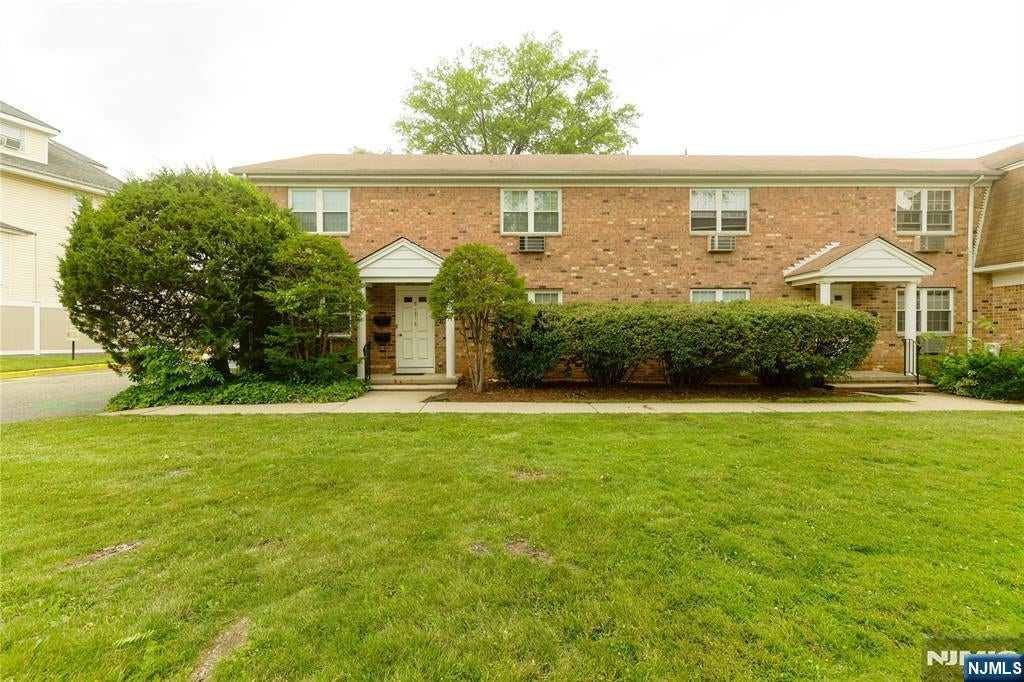 131 Fort Lee Road 131B