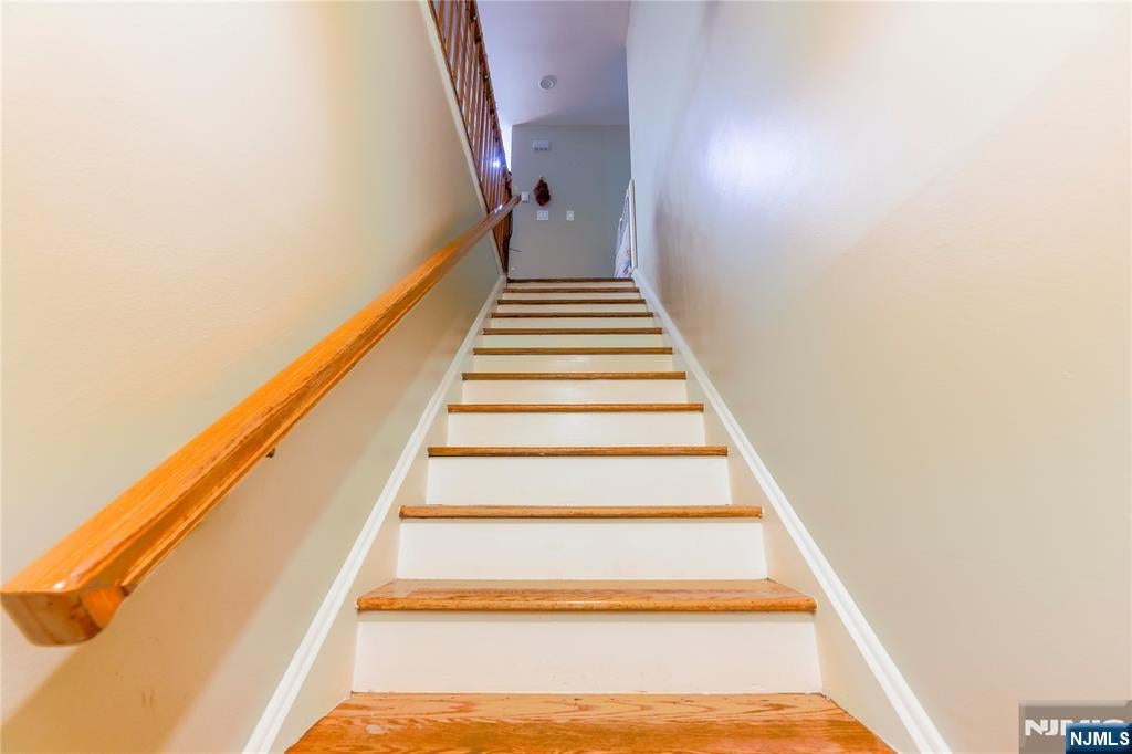 131 Fort Lee Road 131B