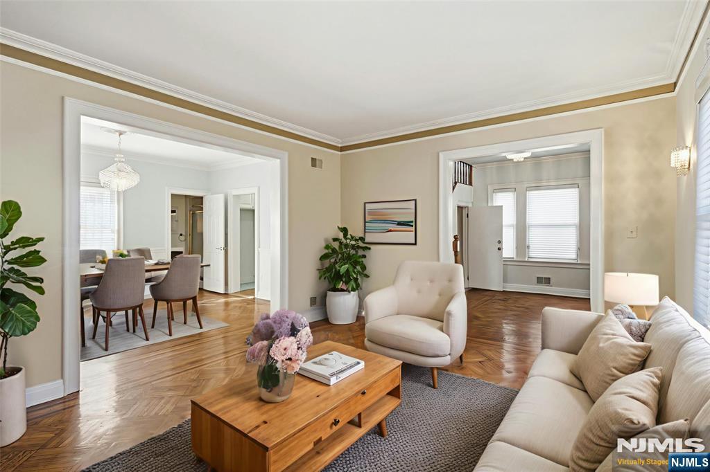 460 New England Terrace