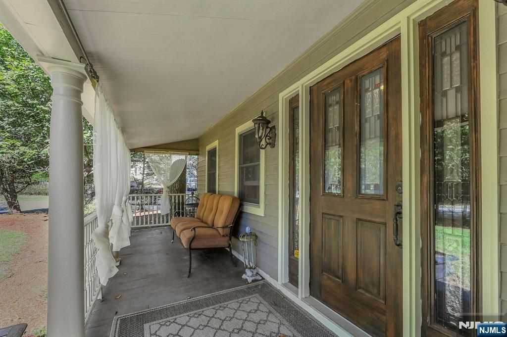 Photo of 7 Snyder Avenue, Ramsey, NJ 07446 (MLS # 25032098)