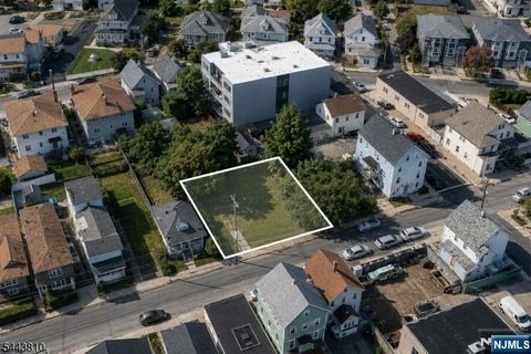 Photo of 215 Washington Avenue, Hackensack, NJ 07601 (MLS # 26024843)