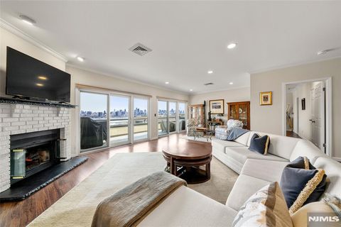 Photo of 300 Gorge Road #57, Cliffside Park, NJ 07010 (MLS # 26005459)