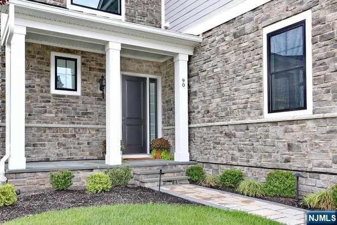 90 Woodmont Circle
