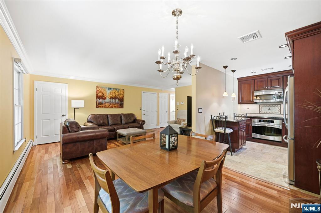 137 S Maple Avenue B