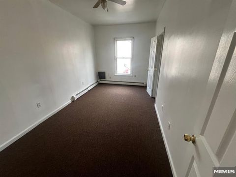 Photo of 288 S 6th St #FL 2, Newark, NJ 07103 (MLS # 26011363)
