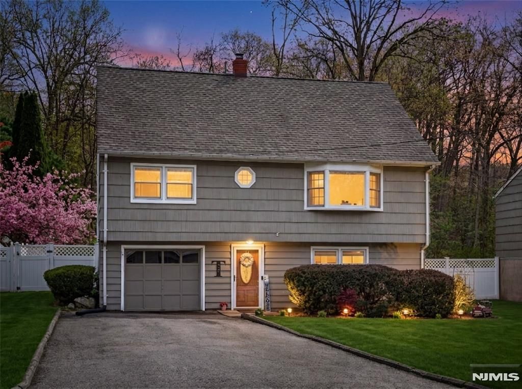 Photo of 22 Wildwood Terrace, Ringwood, NJ 07456 (MLS # 26013601)