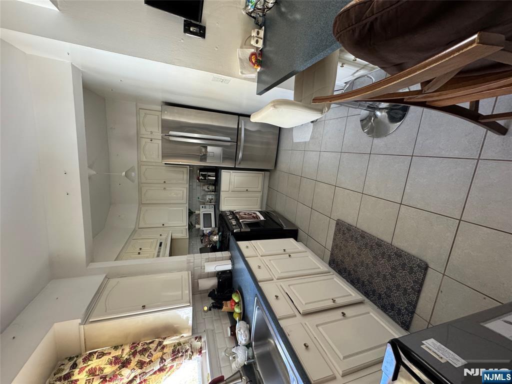 492 Westminster Place