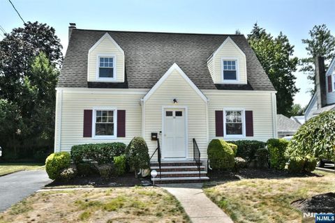 Photo of 28 Reid Ave #1, Bergenfield, NJ 07621 (MLS # 25024598) Photo of 28 Reid Ave #1, Bergenfield, NJ 07621 (MLS # 25024598)