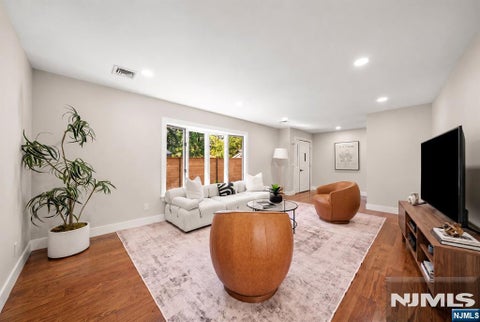 Photo of 128 Grove Street, Mahwah, NJ 07430 (MLS # 26039365)