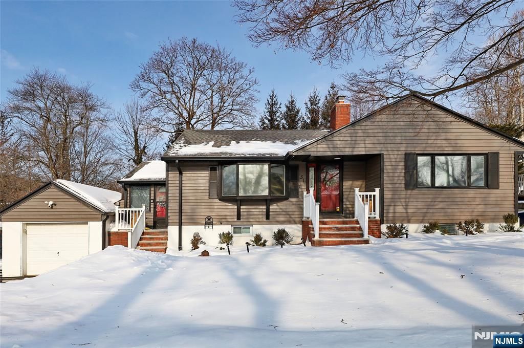 Photo of 51 Sicomac Road, North Haledon, NJ 07508 (MLS # 26005969)