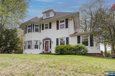 12 Linwood Terrace, Caldwell, NJ 07006 - MLS#: 25013807