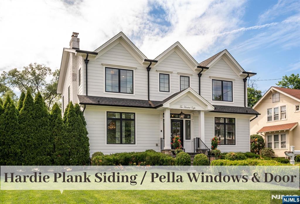 208 N Walnut Street