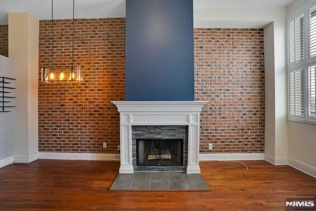 167 Wayne Street 403T