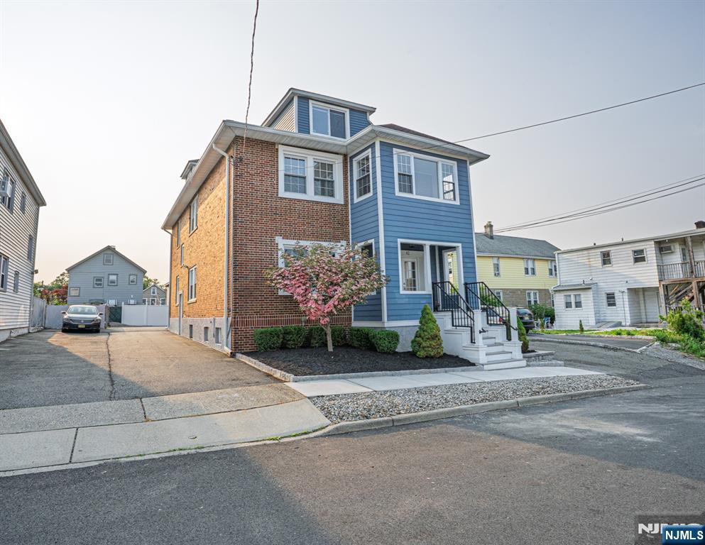 42 Berton Place
