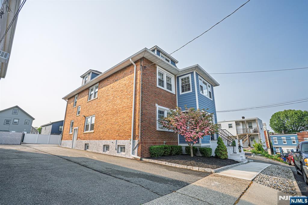42 Berton Place