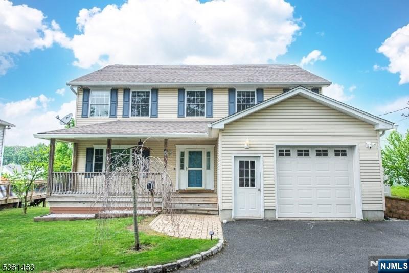 Property for Sale at 5 Britton Street, Netcong Borough, New Jersey - Bedrooms: 4 
Bathrooms: 4 
Rooms: 12  - $589,999