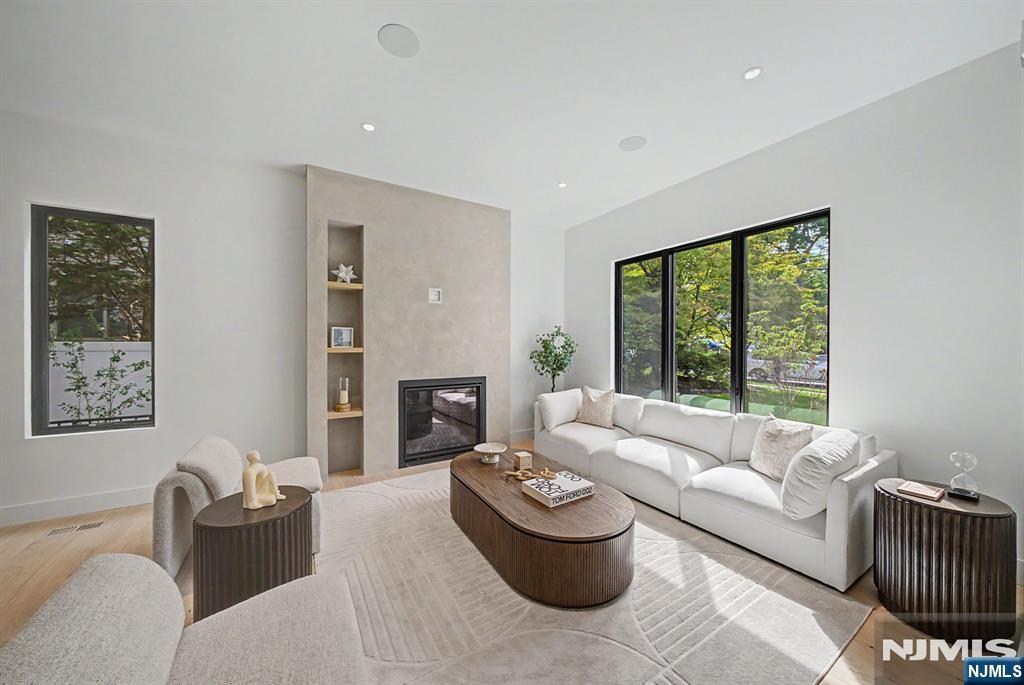 66 Jefferson Avenue