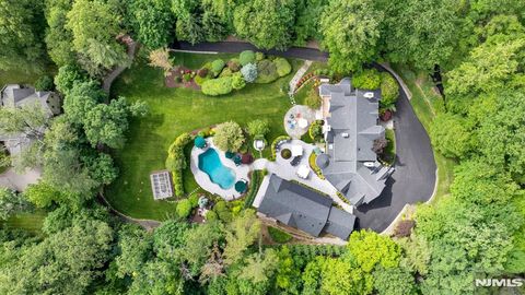 Photo of 211 Highwood Avenue, Tenafly, NJ 07670 (MLS # 26010628)