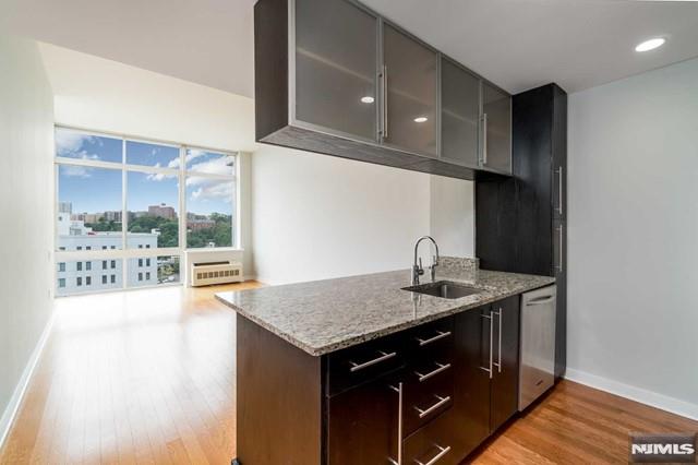1807 Hudson Park