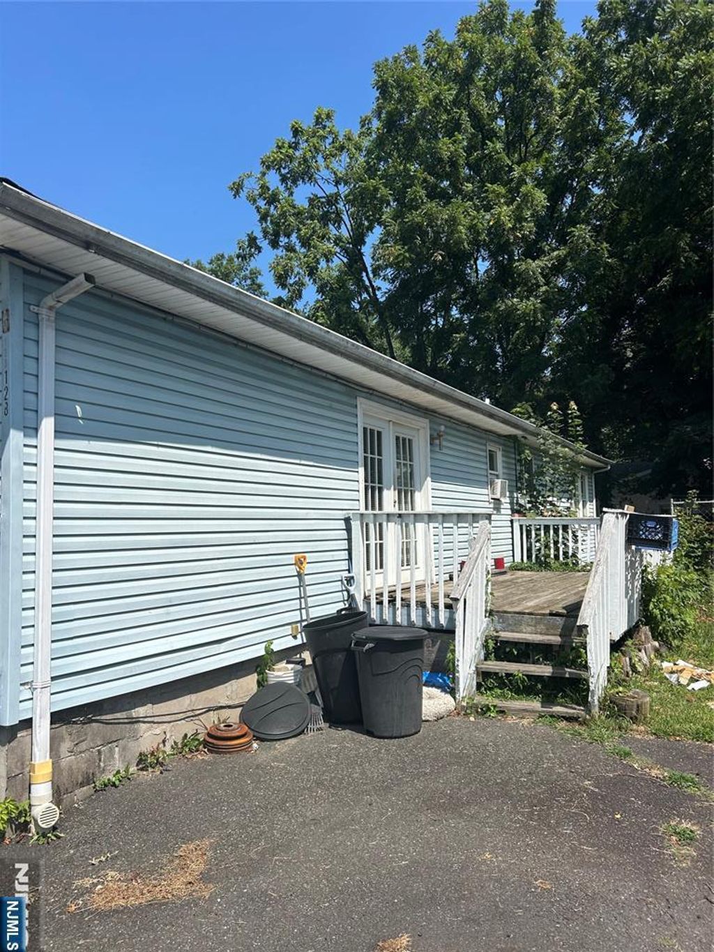 Photo of 128 Grove Street, Mahwah, NJ 07430 (MLS # 26003871)