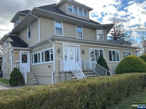 Photo of 493 Engle St #2A, Englewood, NJ 07631 (MLS # 25040683)