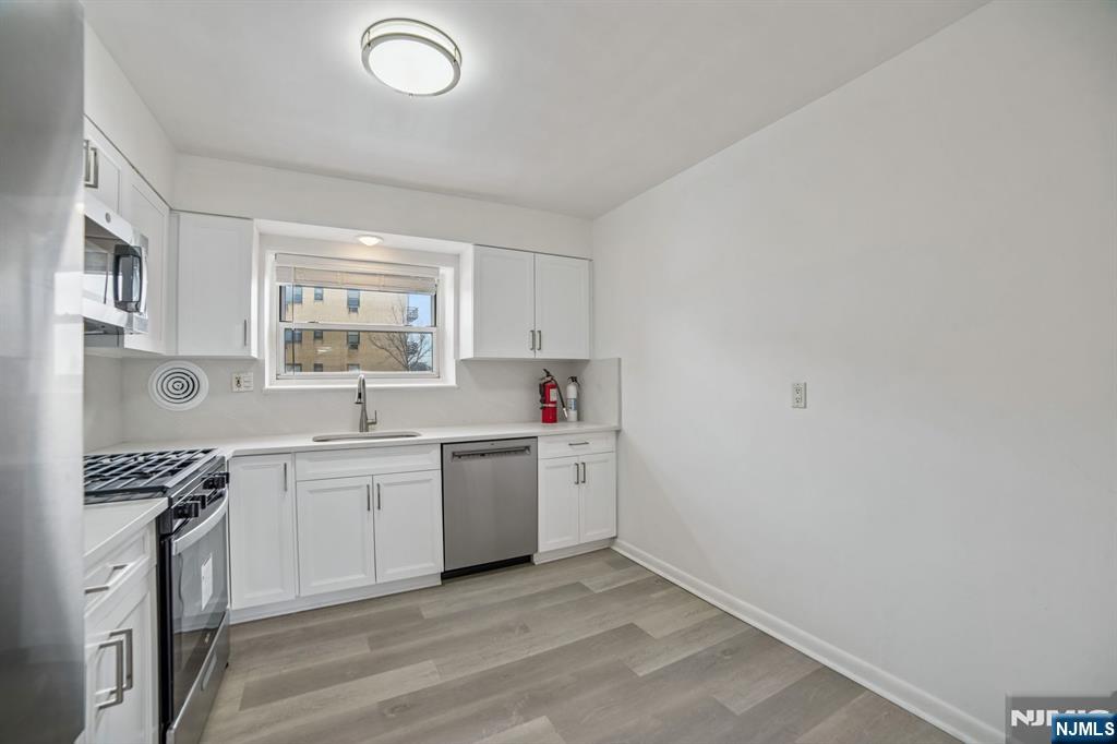 2430 8th Street 5B