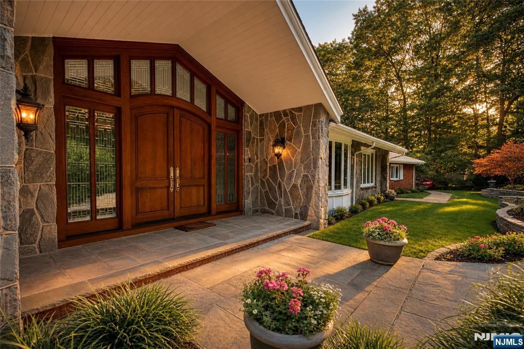 3 Highwood Place