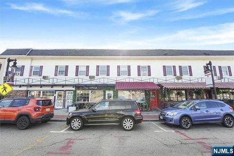 266 Park Avenue East Rutherford NJ 07073