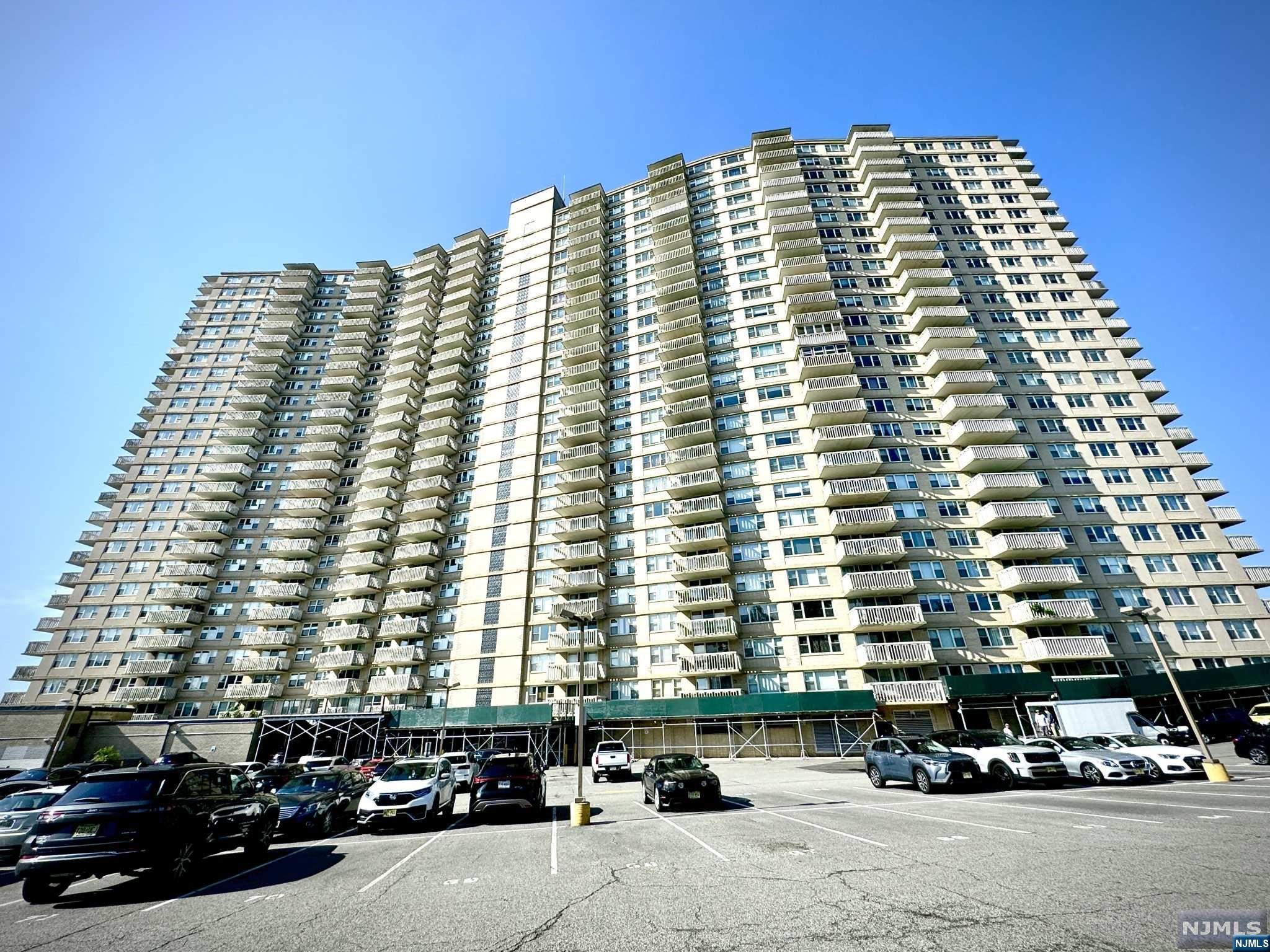 Property for Sale at 555 North Avenue 3W, Fort Lee, New Jersey - Bedrooms: 1 
Bathrooms: 1  - $198,000