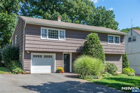 Photo of 52 Channing Drive, Ringwood, NJ 07456 (MLS # 26041255)